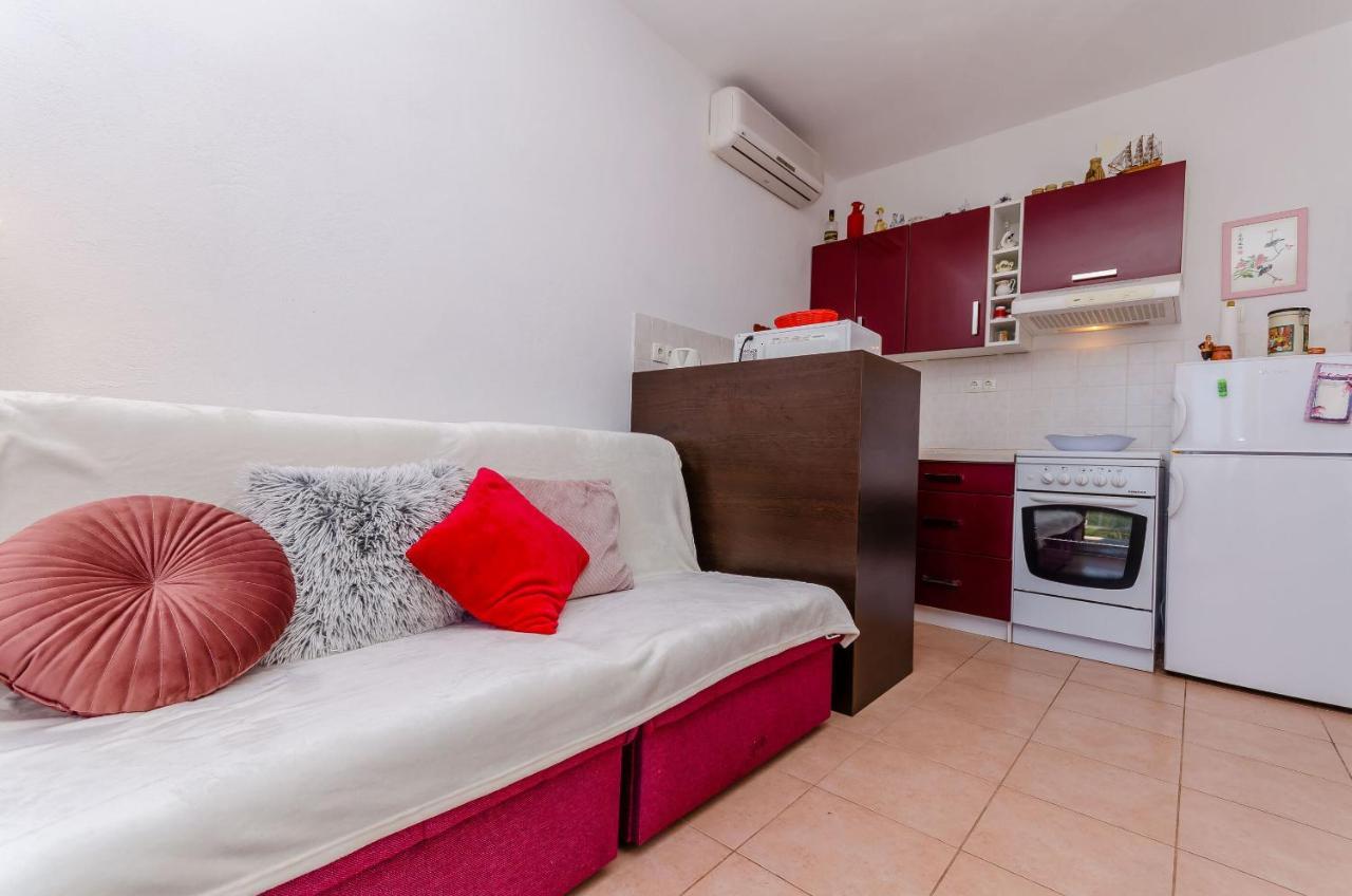 Apartments Stara Maslina Слатине Екстер'єр фото