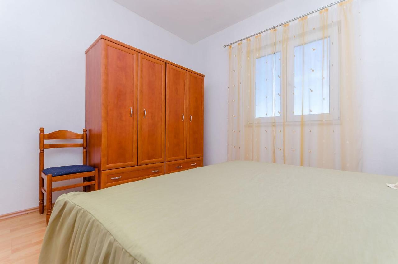 Apartments Stara Maslina Слатине Екстер'єр фото