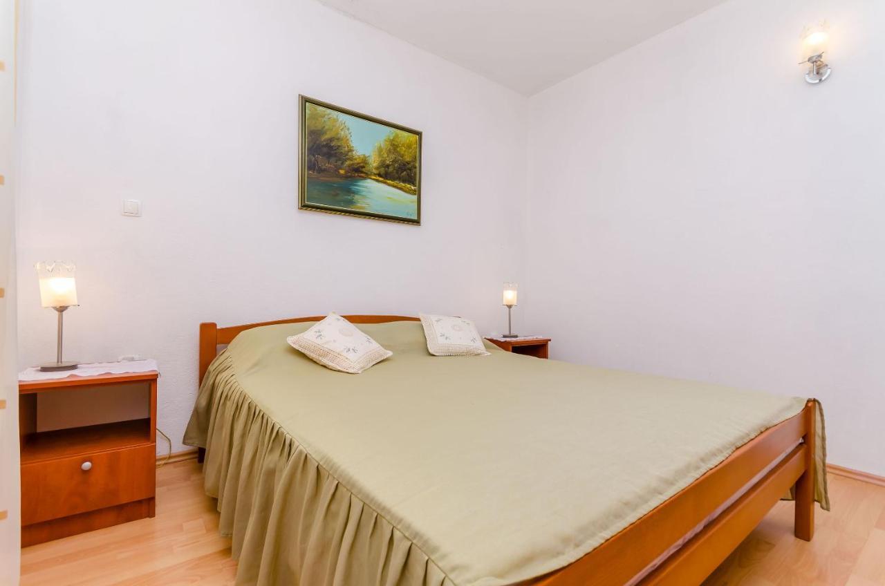 Apartments Stara Maslina Слатине Екстер'єр фото