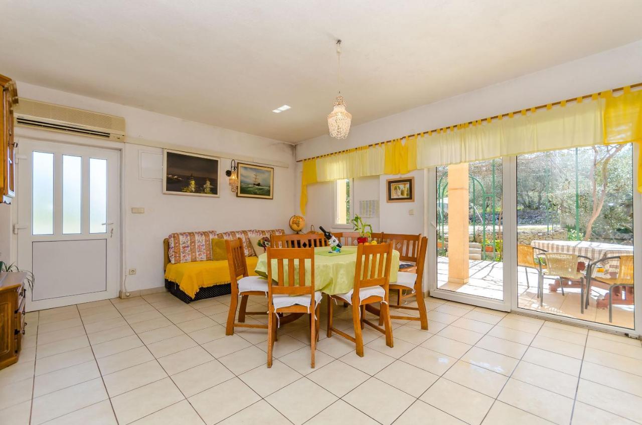 Apartments Stara Maslina Слатине Екстер'єр фото